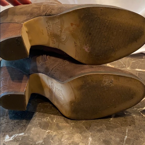 Crown Vintage Suede Brown Booties 7.5M - Picture 8 of 8
